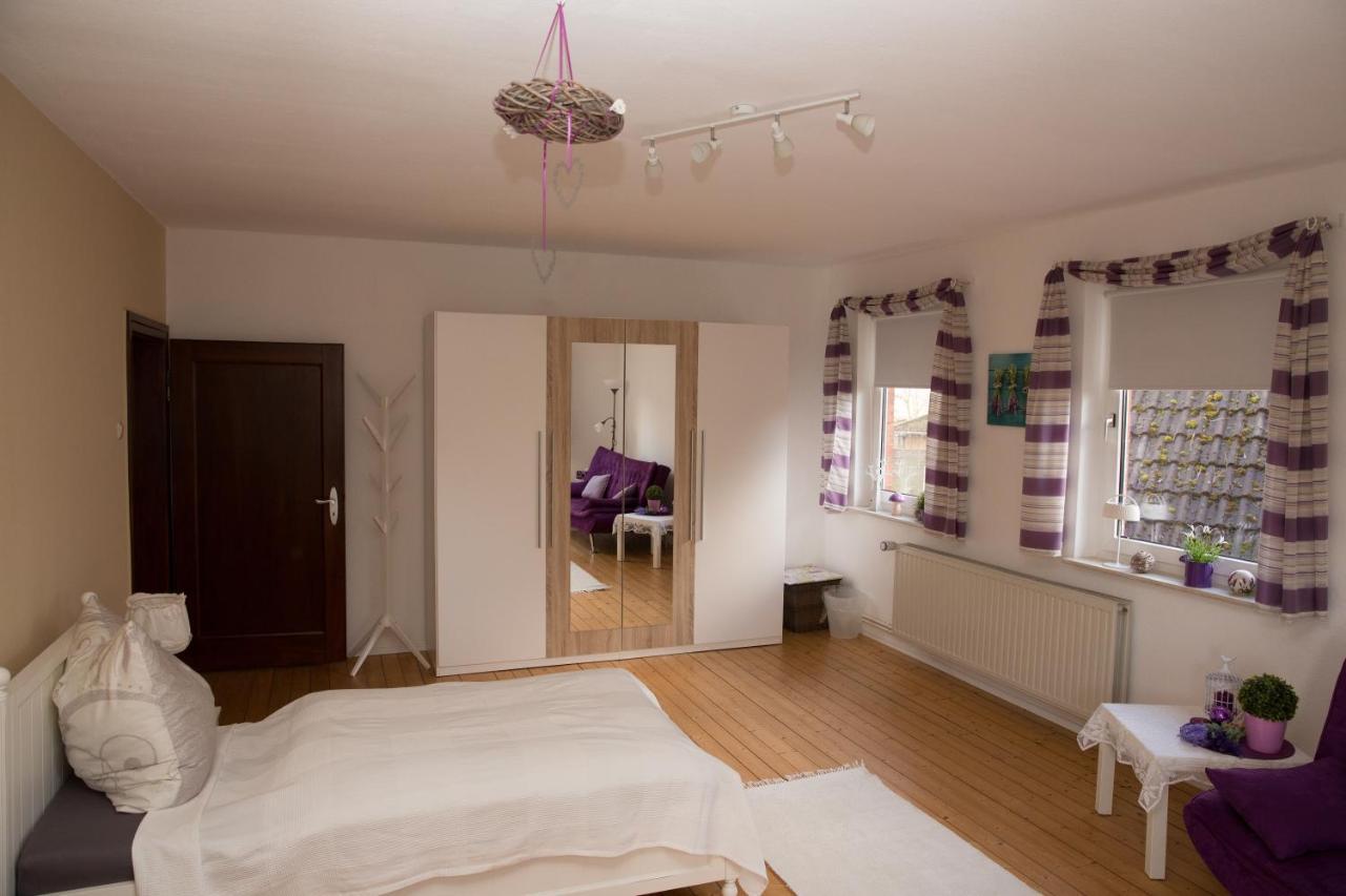 Ferienwohnung Falk Wolpinghausen エクステリア 写真